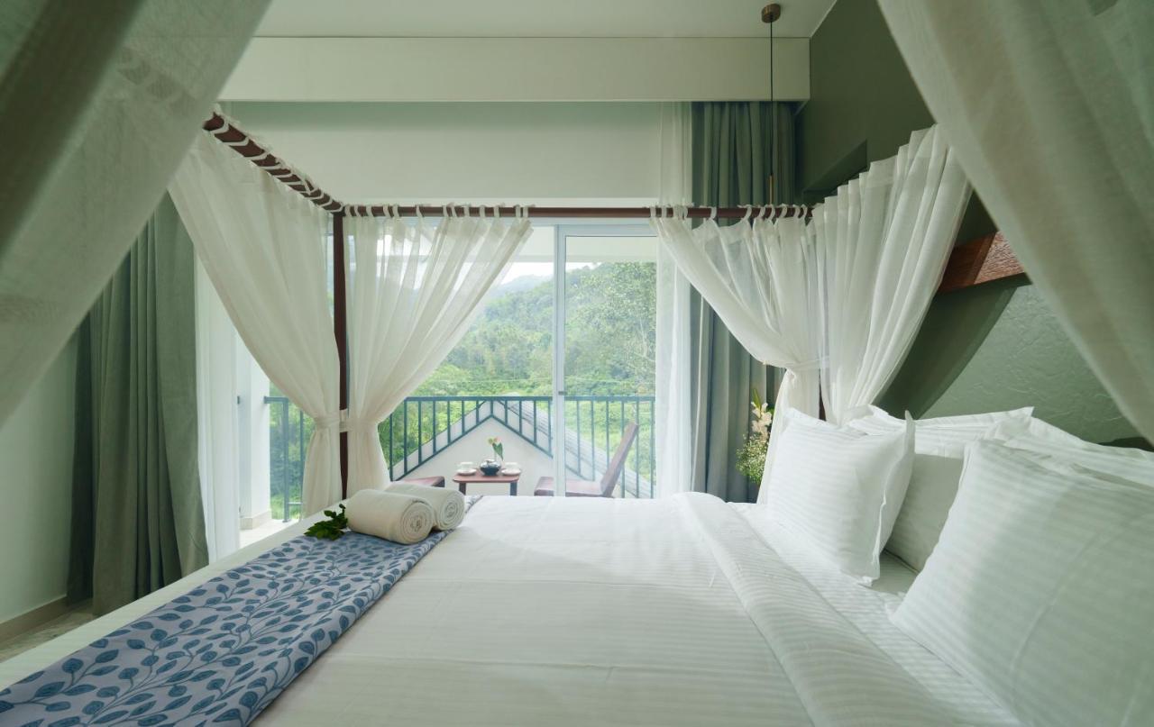 Eden Woods Resorts And Spa Munnar Buitenkant foto