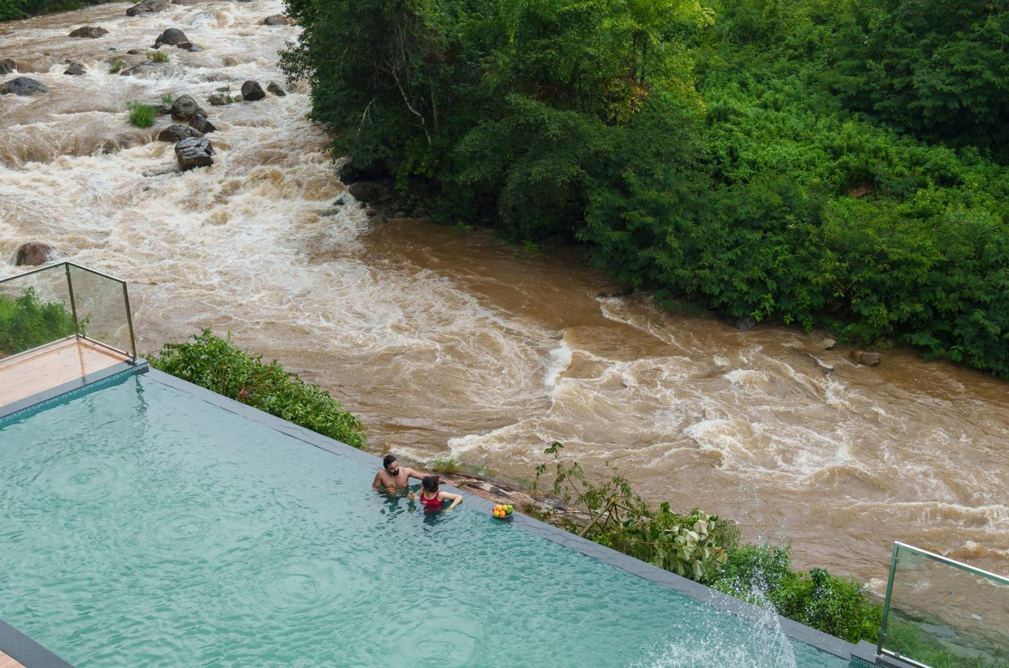 Eden Woods Resorts And Spa Munnar Buitenkant foto